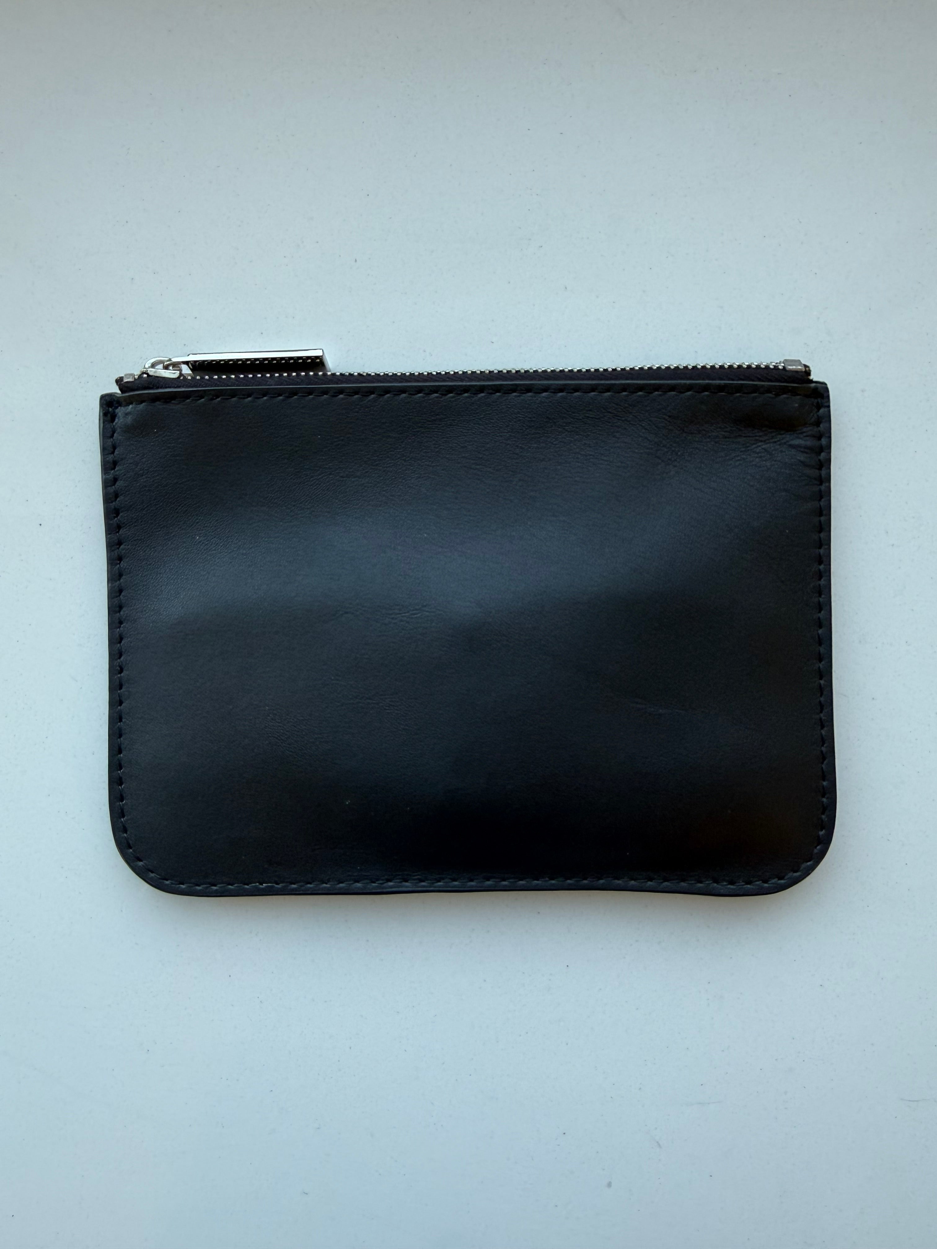 The No. 01 Pouch